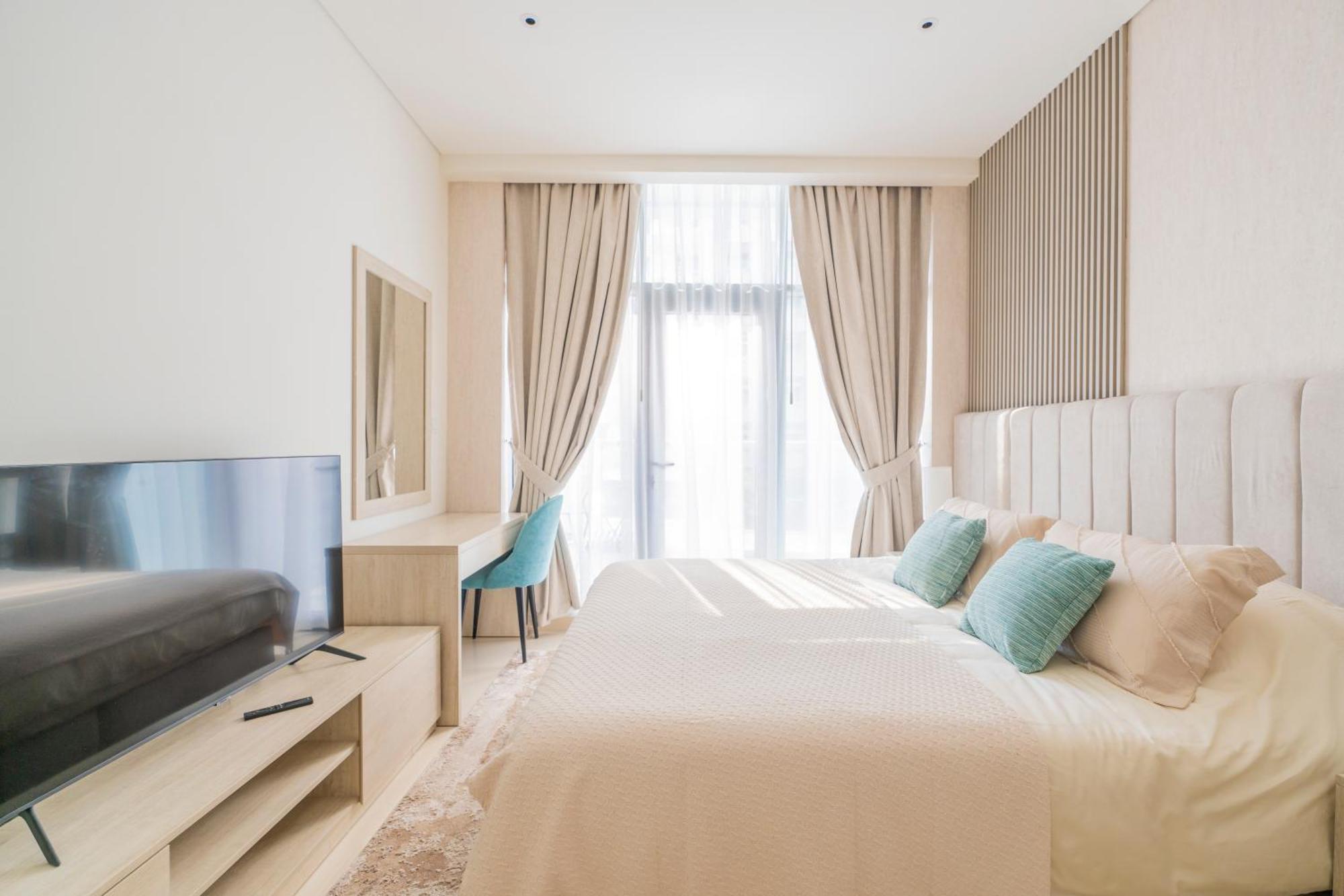 Studio With Pool And Private Beach Access On Palm Jumeirah Dubai Exterior foto